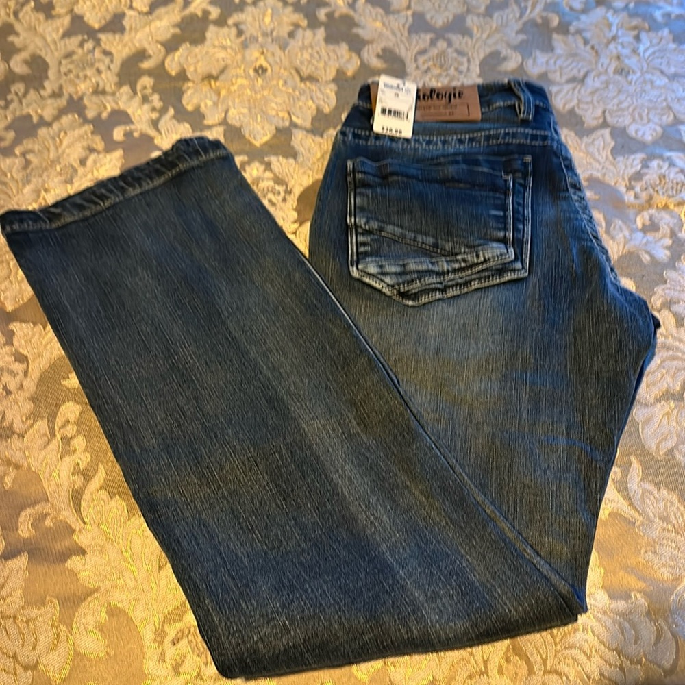 Jeaniologie bootcut jeans, size 28x32.